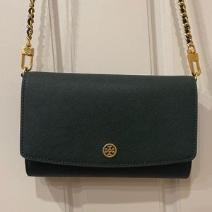 Tory Burch Robinson Wallet on a Chain